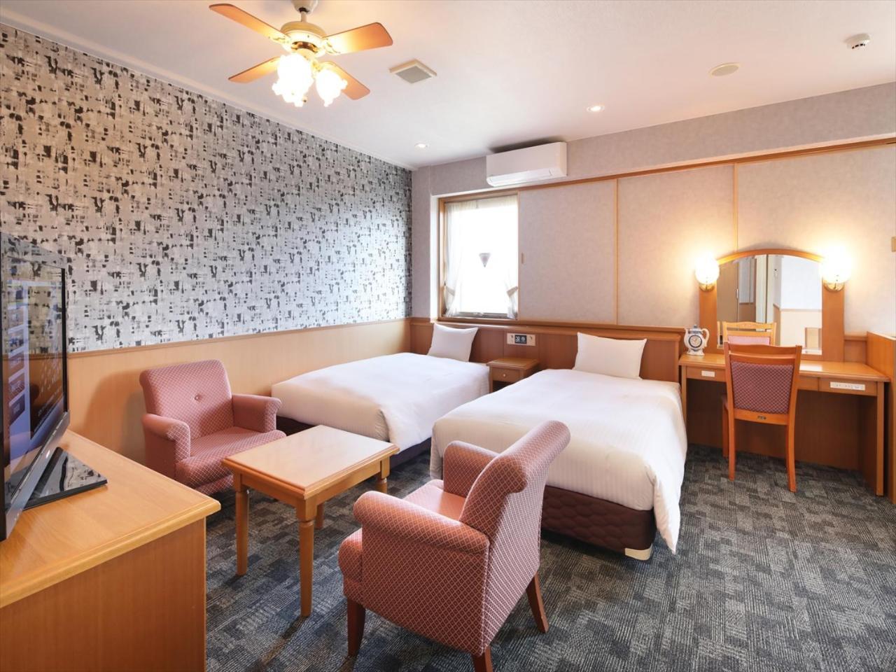 Green Rich Hotel Aso Kumamoto Airport Eksteriør bilde